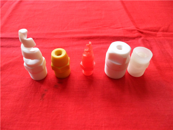 塑料喷嘴喷头厂家